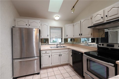 Tiny photo for 59 Spicebush Lane, Amherst, NY 14221 (MLS # B1714410)