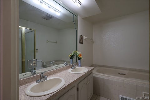 Tiny photo for 59 Spicebush Lane, Amherst, NY 14221 (MLS # B1714410)