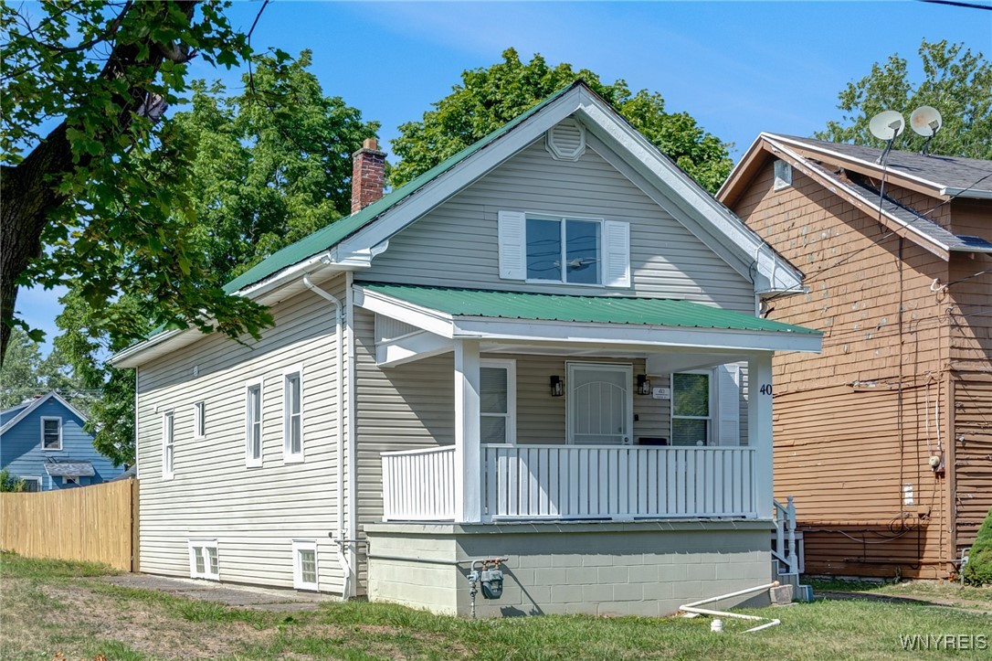 40 Decker Street