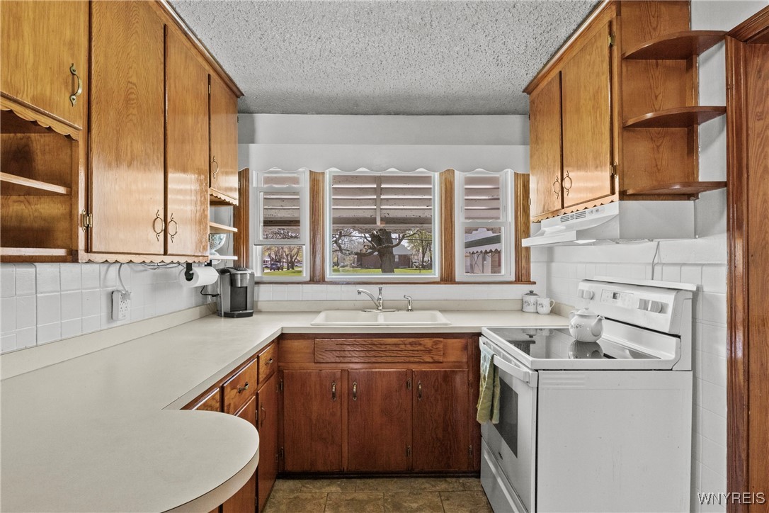 988 Cleveland Drive, Cheektowaga, New York image 13