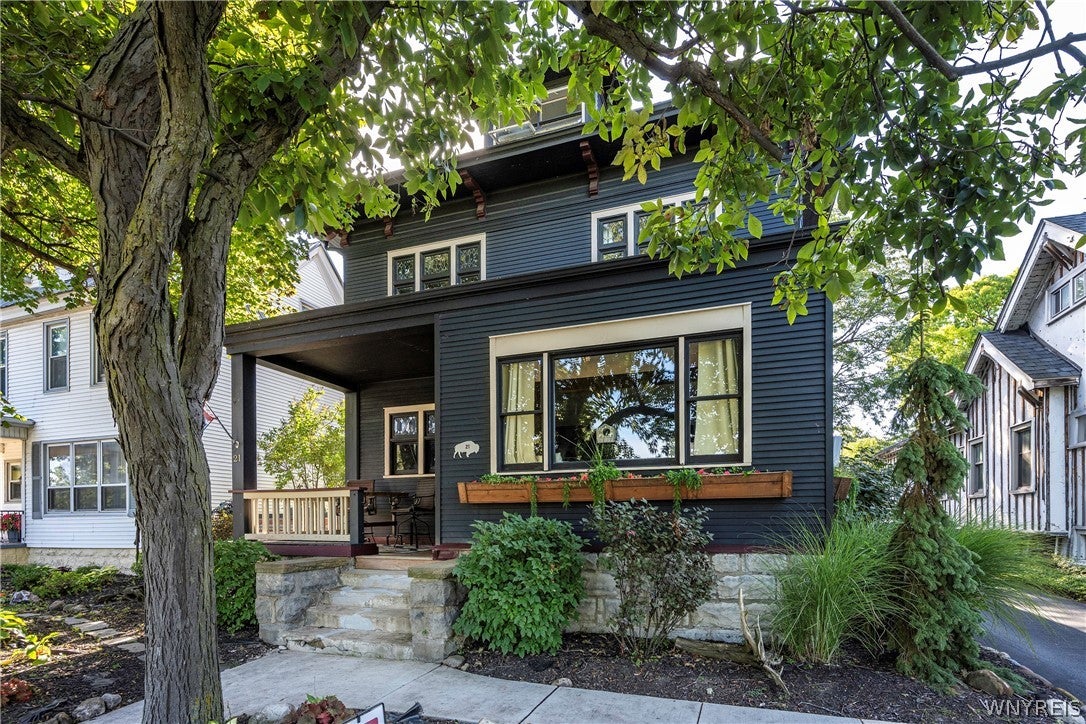 21 Parkside Avenue