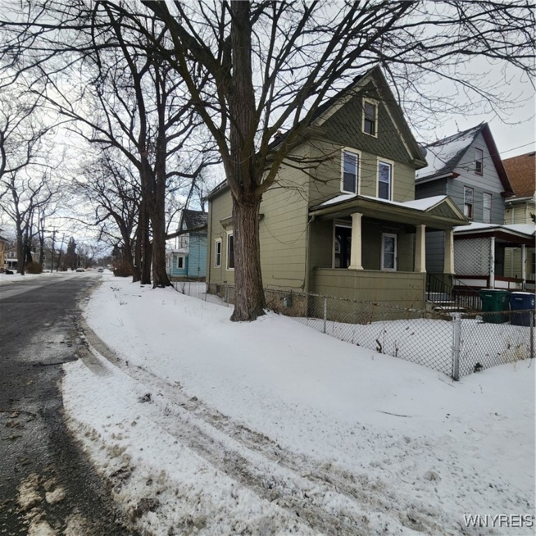 1889 Ontario Avenue, Niagara Falls, New York image 3