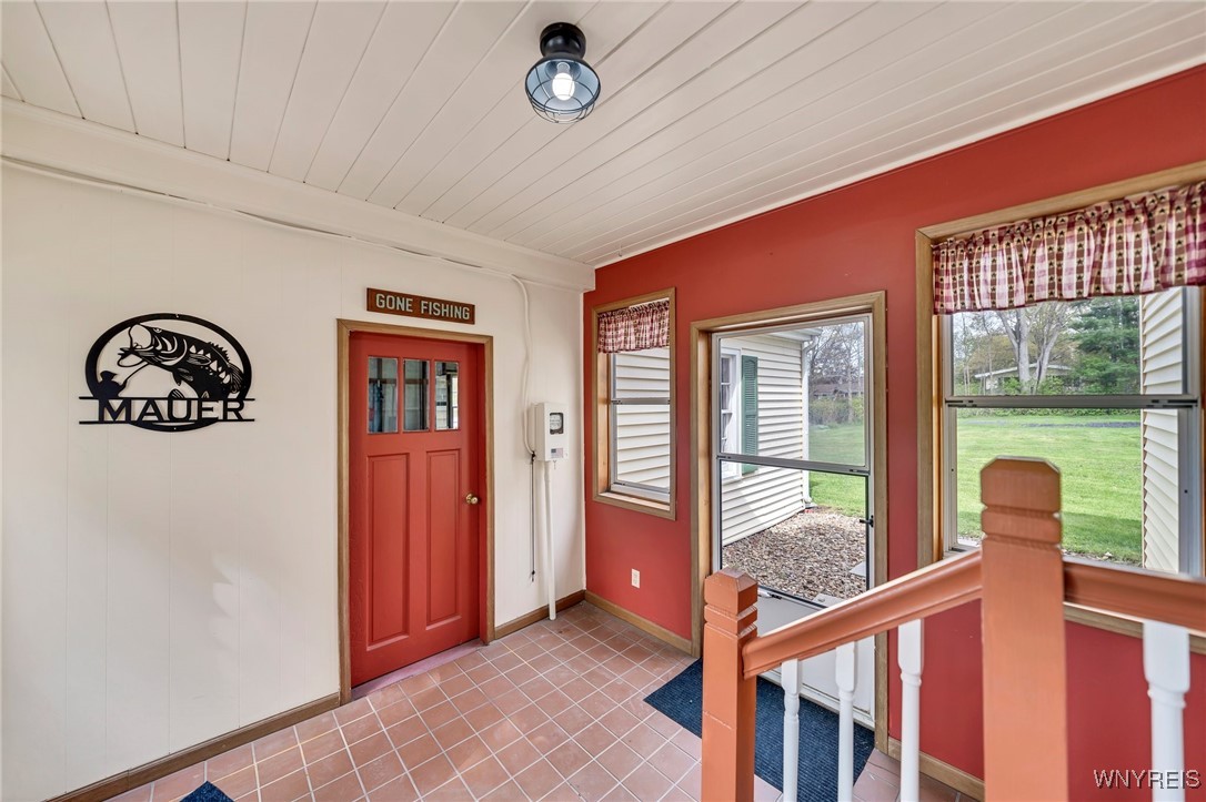 6699 Vail Drive, Hamburg, New York image 3