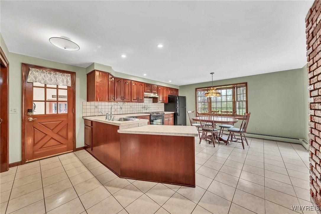 6699 Vail Drive, Hamburg, New York image 5