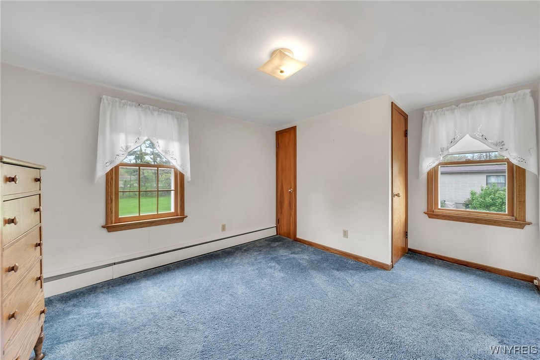 6699 Vail Drive, Hamburg, New York image 24