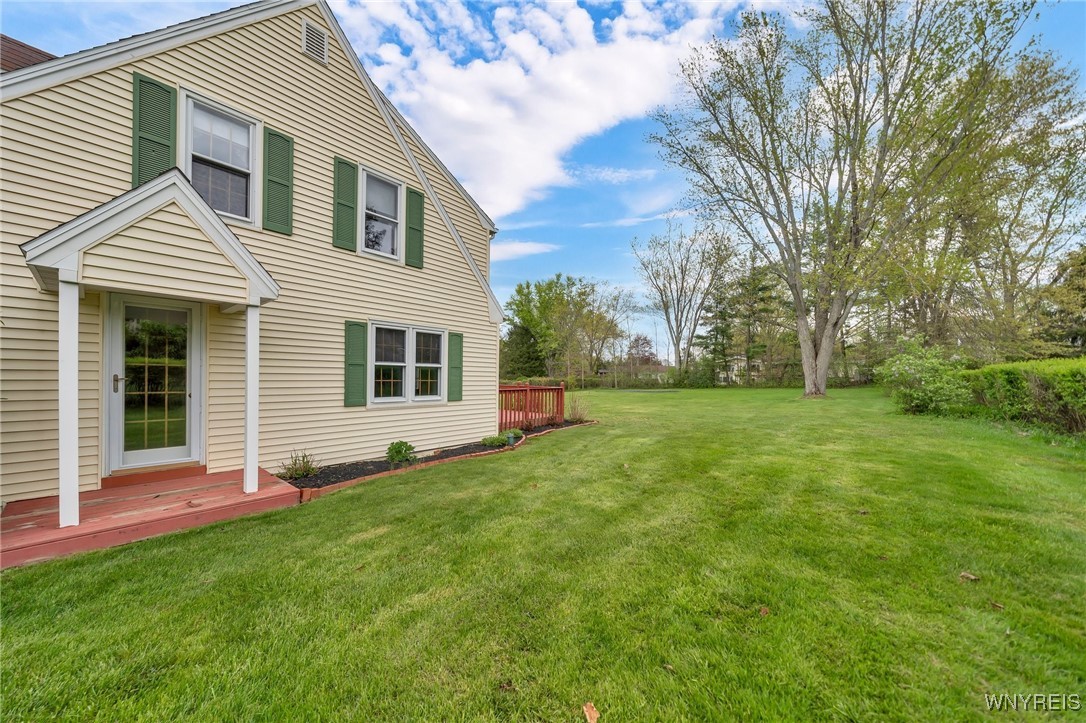 6699 Vail Drive, Hamburg, New York image 36