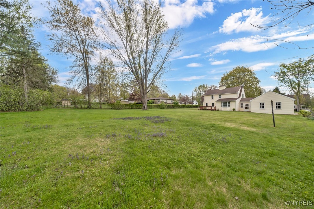 6699 Vail Drive, Hamburg, New York image 40