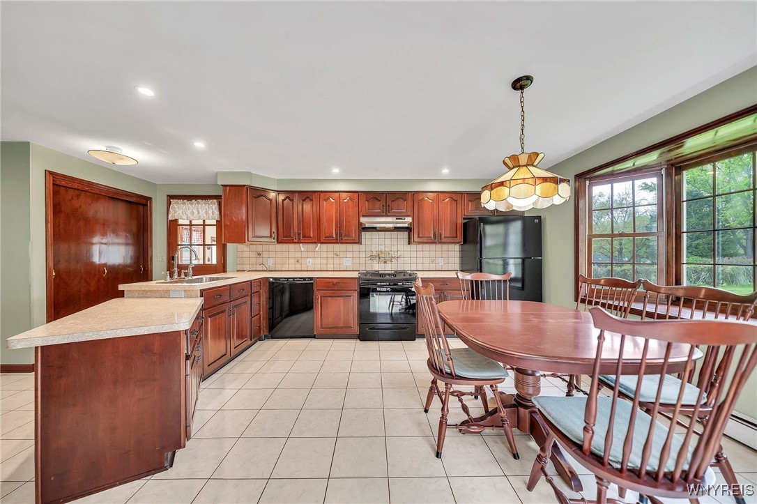 6699 Vail Drive, Hamburg, New York image 6