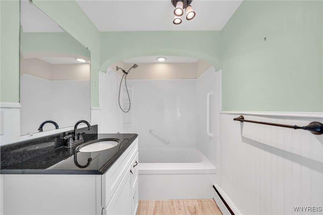 6699 Vail Drive, Hamburg, New York image 30