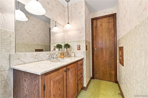Tiny photo for 2746 Homeyer Road, Wheatfield, NY 14120 (MLS # B1715316)