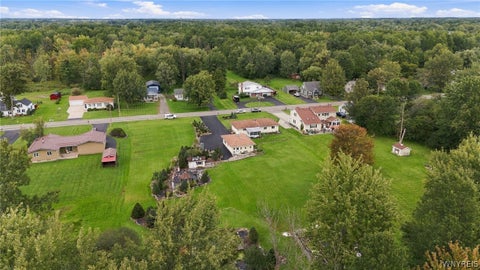 Tiny photo for 2746 Homeyer Road, Wheatfield, NY 14120 (MLS # B1715316)