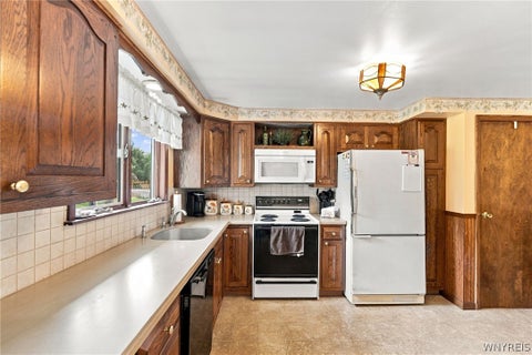 Tiny photo for 2746 Homeyer Road, Wheatfield, NY 14120 (MLS # B1715316)