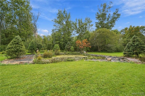 Tiny photo for 2746 Homeyer Road, Wheatfield, NY 14120 (MLS # B1715316)