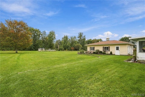 Tiny photo for 2746 Homeyer Road, Wheatfield, NY 14120 (MLS # B1715316)