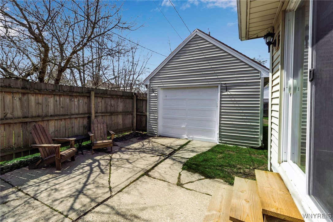 194 Wellington Avenue, Tonawanda, New York image 36