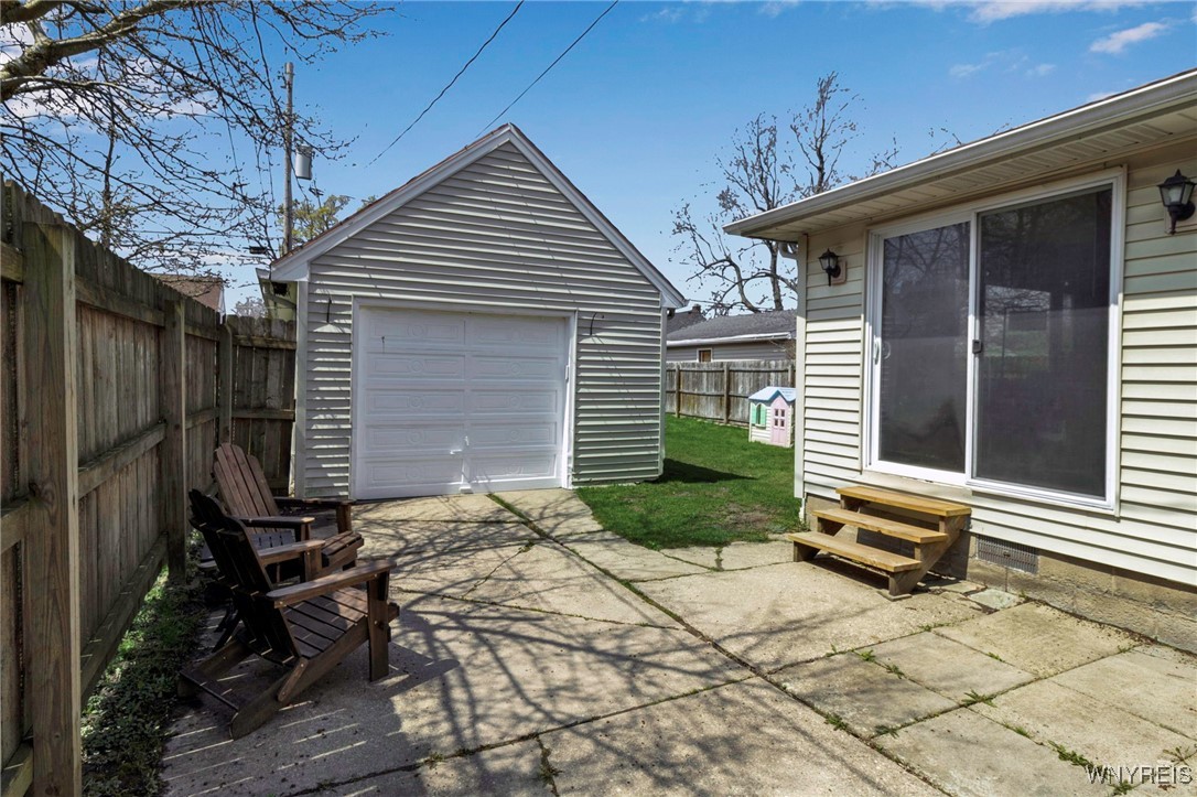 194 Wellington Avenue, Tonawanda, New York image 35