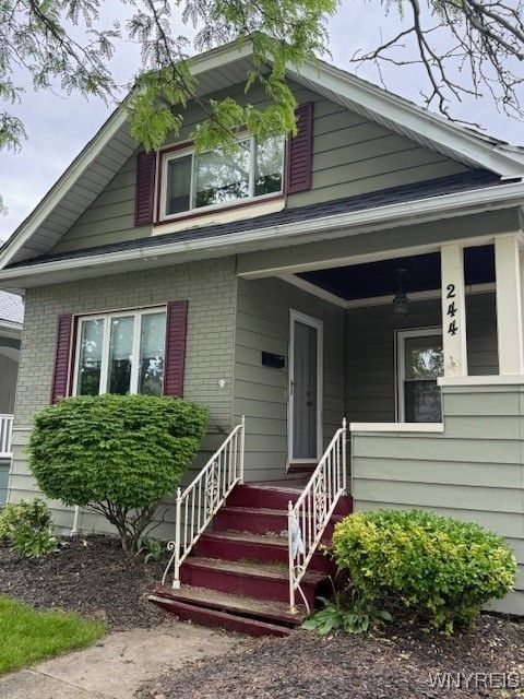 244 Parkwood Avenue Buffalo NY 14217