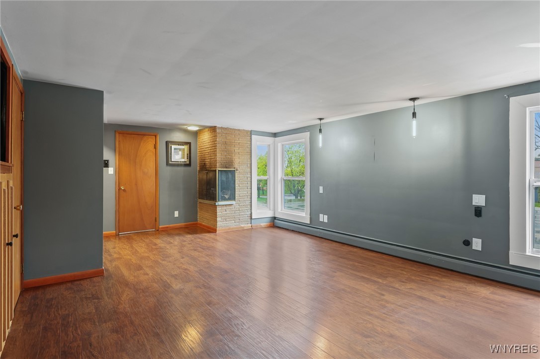 722 College Ter Terrace, Niagara Falls, New York image 38