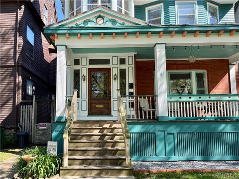 Photo of 117 Bidwell Parkway #1, Buffalo, NY 14222 (MLS # B1722357)