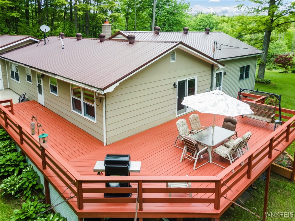 9485 Peck Hill Road, Dayton, New York image 5