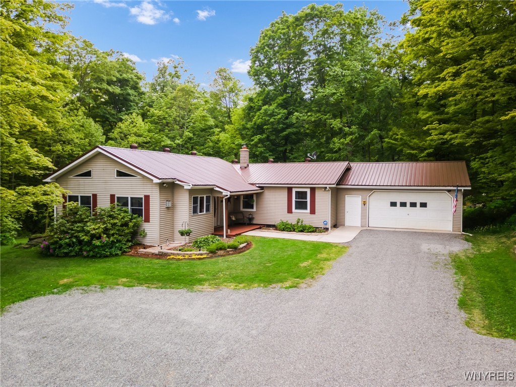 9485 Peck Hill Road, Dayton, New York image 1