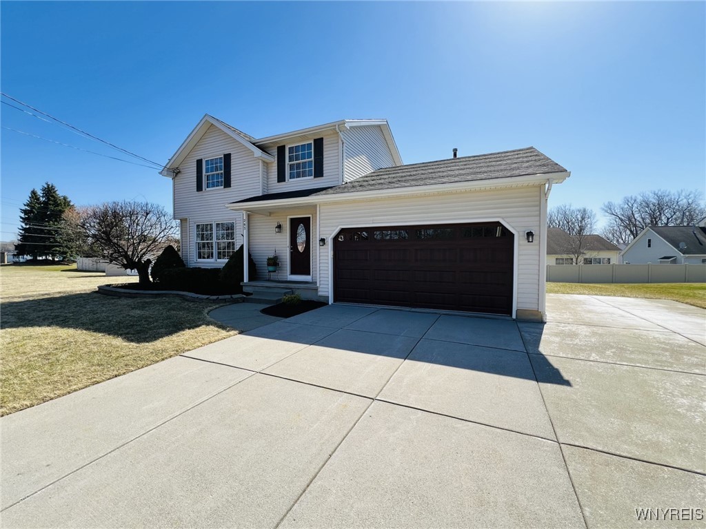 293 Crabapple Lane, Cheektowaga, New York image 1