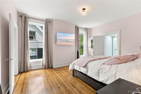 Tiny photo for 22 Oakland Place, Buffalo, NY 14222 (MLS # B1715895)