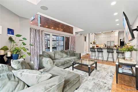 Tiny photo for 22 Oakland Place, Buffalo, NY 14222 (MLS # B1715895)