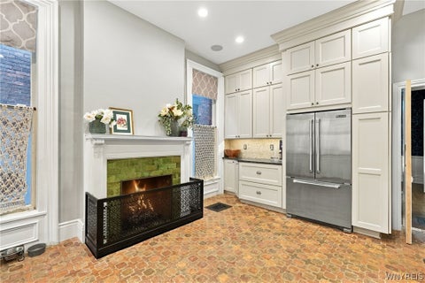 Tiny photo for 22 Oakland Place, Buffalo, NY 14222 (MLS # B1715895)