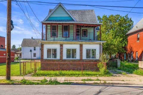 Homes For Sale - 1823 Whitney Avenue<br/> Niagara County, Niagara Falls, NY 14301