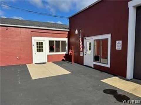 Photo of 586 Main st units 3 & 4 St, Aurora, NY 14052 (MLS # B1654866)