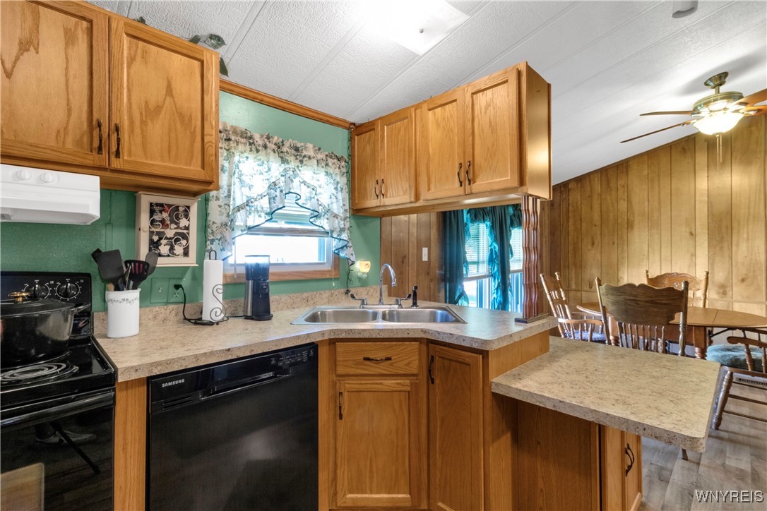 1405 Elderberry Pl, Niagara Falls, New York image 14