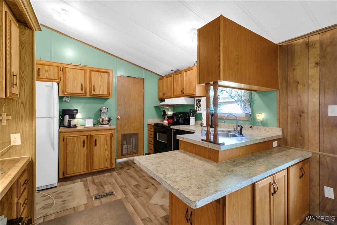 1405 Elderberry Pl, Niagara Falls, New York image 16