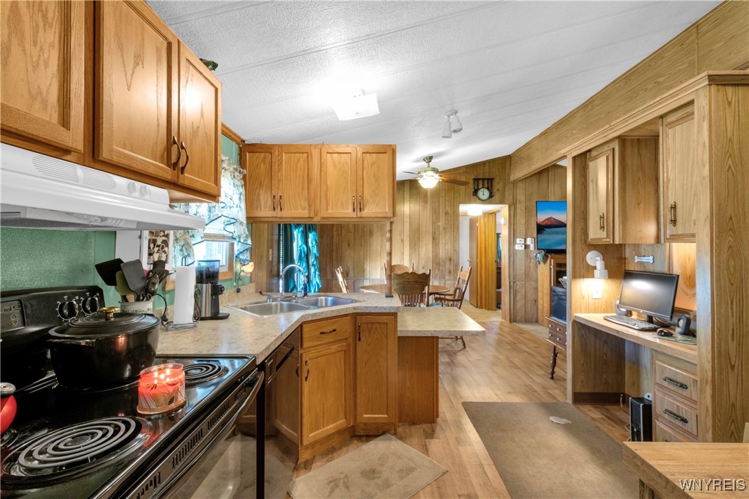 1405 Elderberry Pl, Niagara Falls, New York image 12