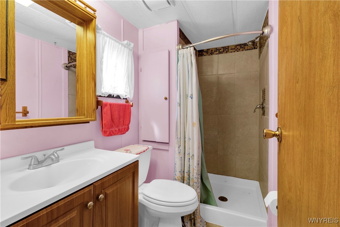 1405 Elderberry Pl, Niagara Falls, New York image 24