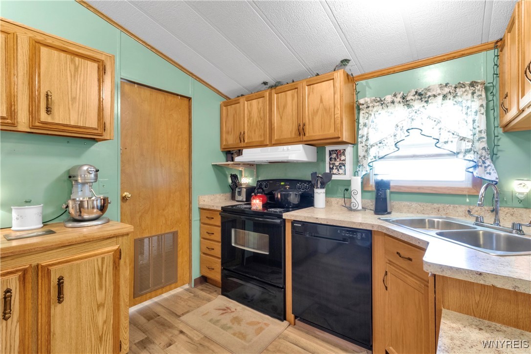 1405 Elderberry Pl, Niagara Falls, New York image 13