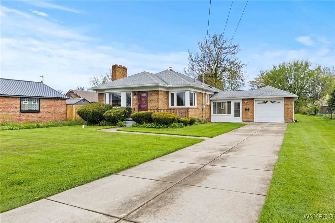 12 Veterans Place, Cheektowaga, New York image 3
