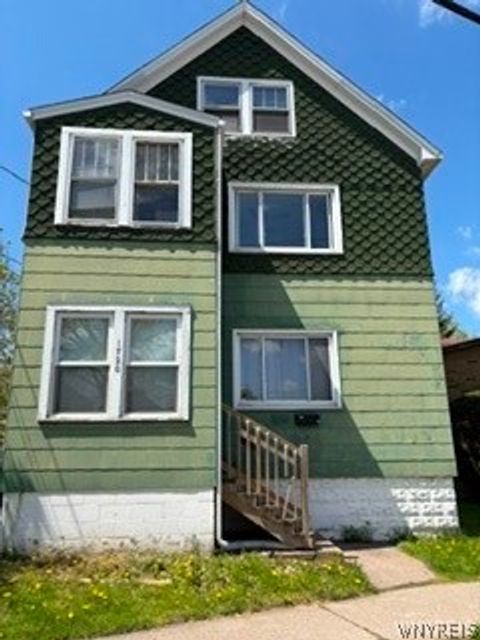 Multifamily For Sale - 1720 Hyde Park Boulevard<br/> Niagara Falls, NY 14305