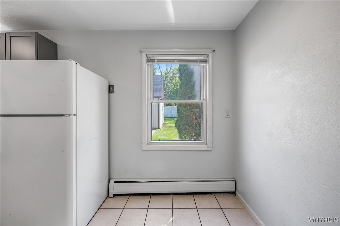 4233 Crescent Drive, Niagara Falls, New York image 9