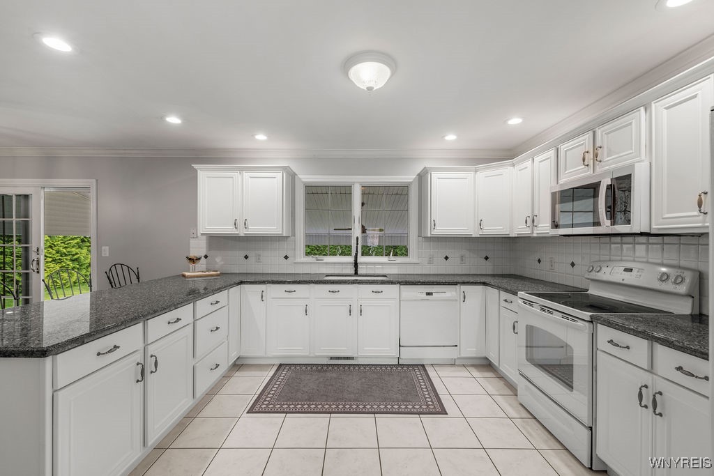 4699 Stacey Drive, Lewiston, New York image 3