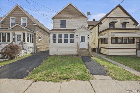 Photo of 61 Princeton Place, Buffalo, NY 14210 (MLS # B1670152)
