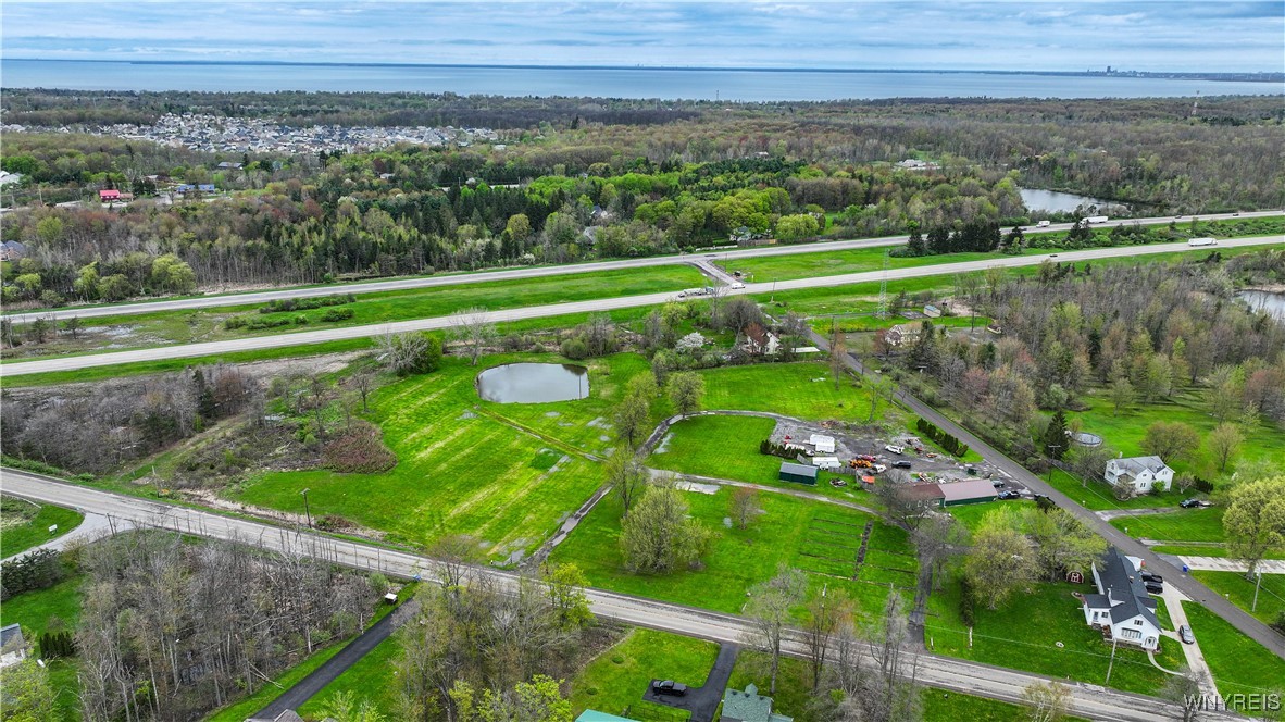 2572 Lakeview Road, Hamburg, New York image 17