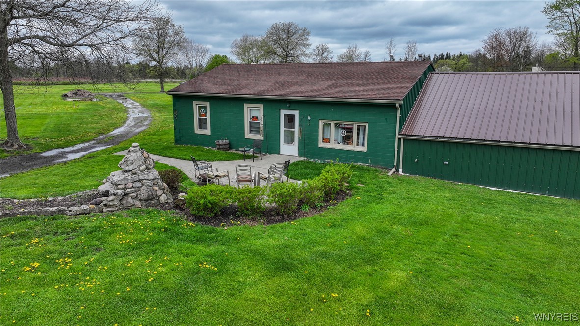 2572 Lakeview Road, Hamburg, New York image 5