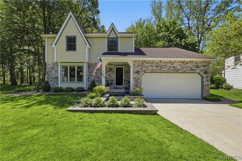 Photo of 100 Bramhill Court, Amherst, NY 14051 (MLS # B1684422)