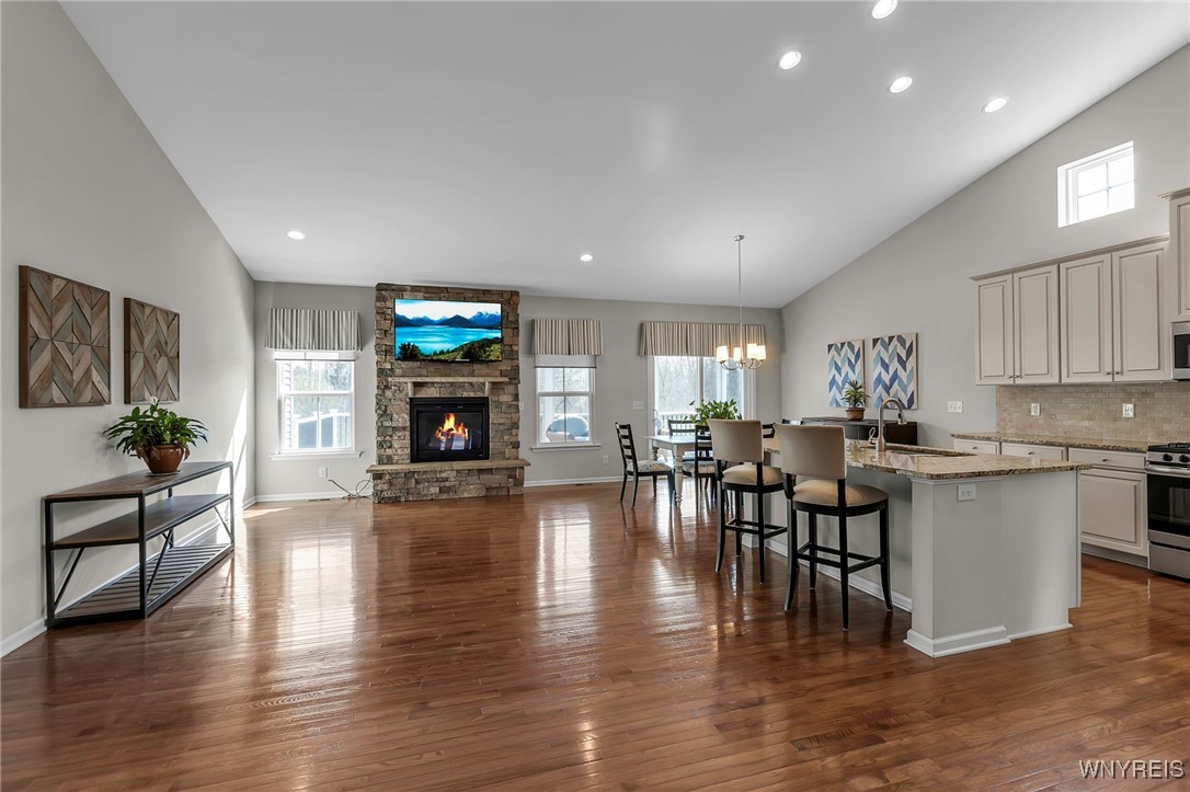 71 Sonnet Drive, Orchard Park, New York image 5