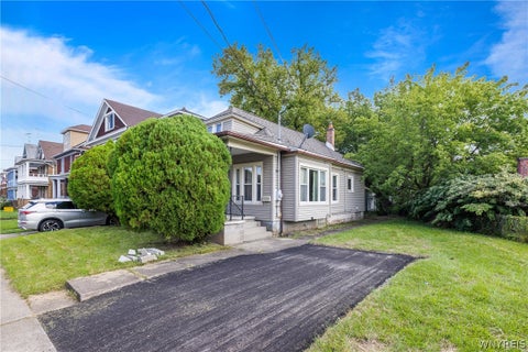 Tiny photo for 1415 Byrd Avenue, Niagara Falls, NY 14303 (MLS # B1714205)