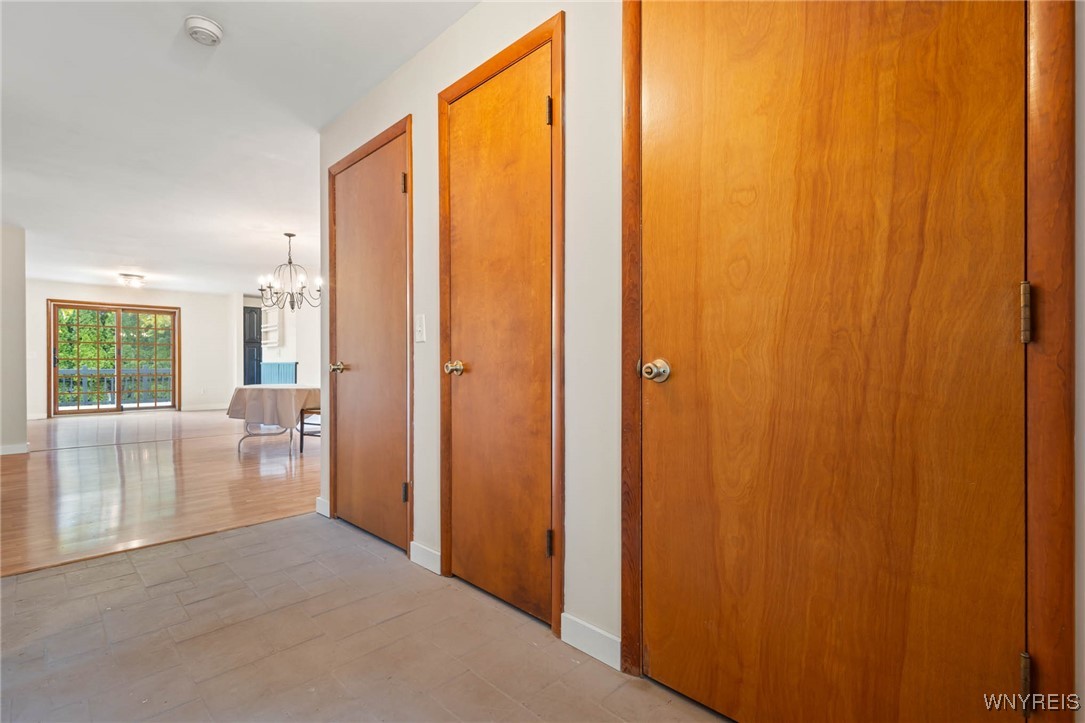 Batavia City, New York 14020, United States, 2 Bedrooms Bedrooms, ,3 BathroomsBathrooms,Residential,Active,240866