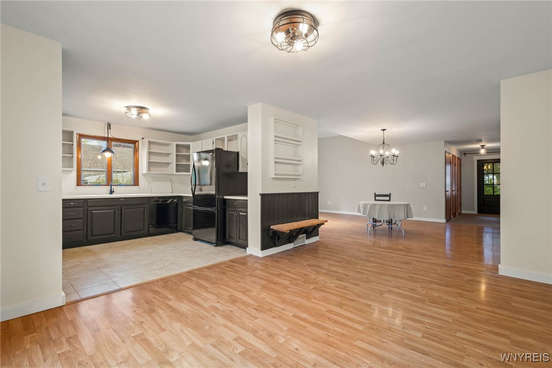 Batavia City, New York 14020, United States, 2 Bedrooms Bedrooms, ,3 BathroomsBathrooms,Residential,Active,240866