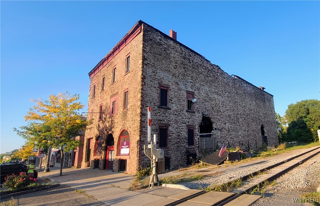 Ridgeway, New York 14103, United States, ,Commercial,Active,40580