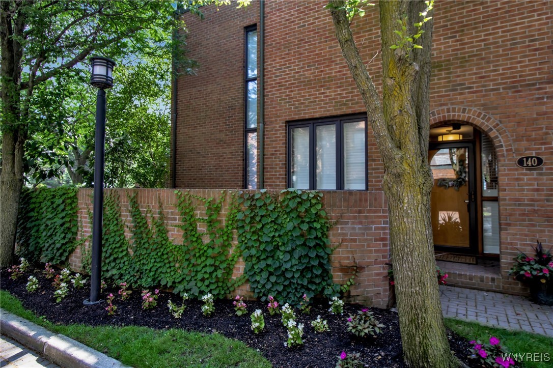 140 Rivermist Drive